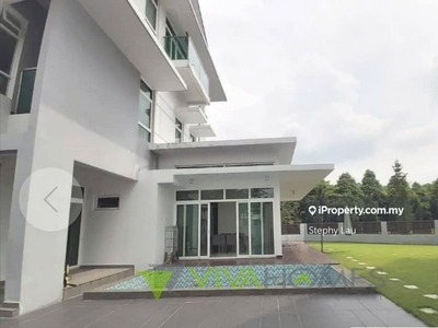 9 Rooms with lift and swimming pool Usj Heights Subang Jaya