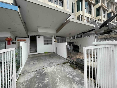 Amansiara townhouse for rent at selayang ,1st floor