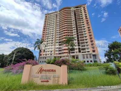 Condo For Auction at A Famosa