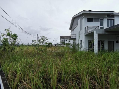 CORNER LOT BIG LAND SIZE 2 Storey Terrace PRIMA Bandar Puteri Jaya