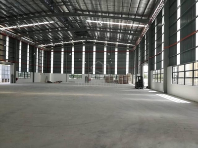 Desa Cemerlang Detached Factory Warehouse Very Good Condition For Sale
