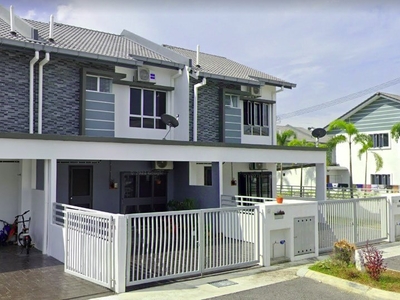 End Lot Double Storey Terrace at Hillpark Puncak Alam Phase Palm for Sale.