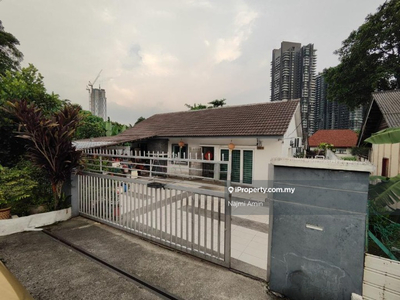 Freehold Fully Furnished Non Bumi Lot With Garden And Peaceful