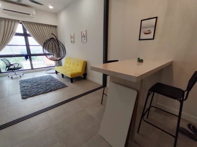 Fully Furnished 2 Room Union Suites near GeoLake and GeoResidence