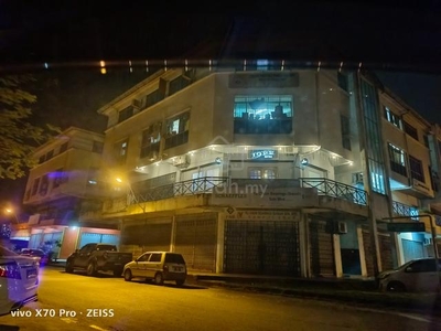 Inanam business centre / 1st Floor Corner/ Inanam/Kolombong
