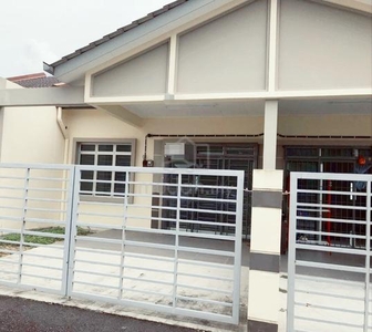 Kulai Indahpura Jalan Sena Single Storey House (Gated & Guarded)