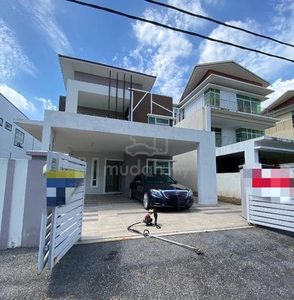 Lahat Mines Clearwater Bay 2.5 Storey Bungalow For Rent