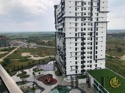 Maple Residence Bandar Parkland Canary Fully Furnished Pool View Klang