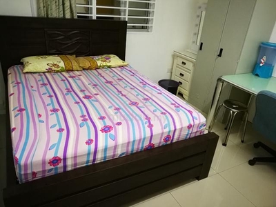 Master bedroom Room (non-sharing, Fully Furnished, Wifi)
