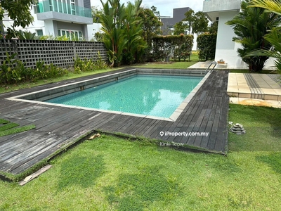 Melody park bungalow with pool good price