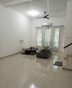Mount Austin Residence Double Storey For Rent
