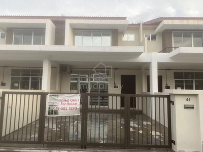 New House For Rent in Parit Buntar