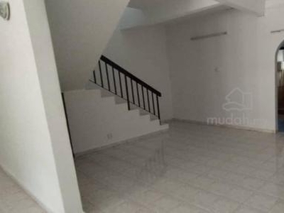 Newly Painted Bukit Tinggi 2 Storey 20x70 4R3B Gated Guarded for Rent
