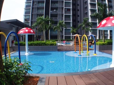Nice unit Almyra Residence Bandar Puteri Bangi Kajang for Rent