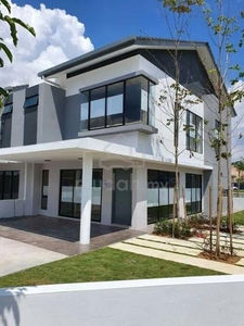 Owner Fast Jual| Loan|50x85 Freehold Semi-D Style House|Putrajaya