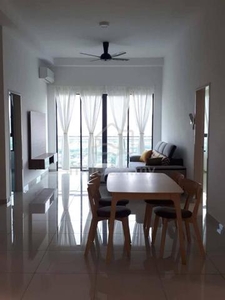 *Prominence Luxury condominium @ Fully Furnished @ Renovated