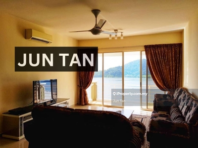 Putra Marine Seaview unit at Queensbay Sungai Nibong for Sale!
