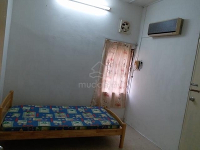 Room at single storey near Melawati Mall