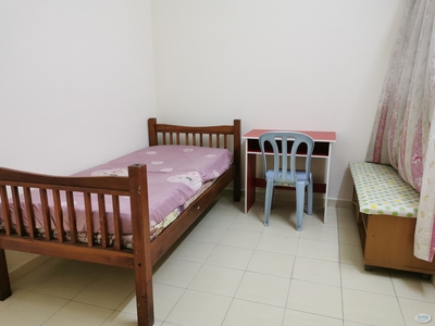 Single Room Fully Furnished at Mentari Court 1, Bandar Sunway