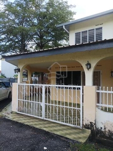 Single storey house for rent