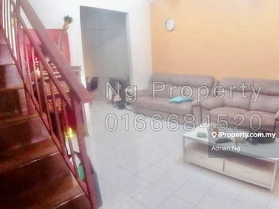 Spring Hill Lukut 2 storey terrace house for Sell (bank value match)
