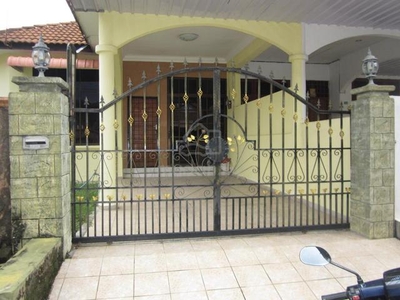 Sri Petaling Indah House For rent