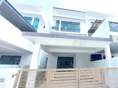 Taman Ozana Residence Gated 2.5 Storey Terrace, Ayer Keroh