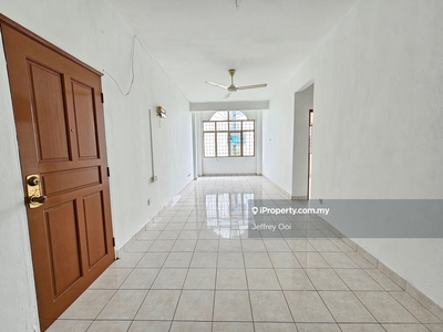 Freehold Waja Apartment Cheras with Gated and Guarded