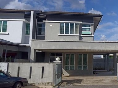 Well Maintained Double Storey Corner @ Semaba