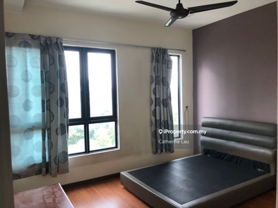 Zefer Hill Residence High End Condominium Master Room for Rent