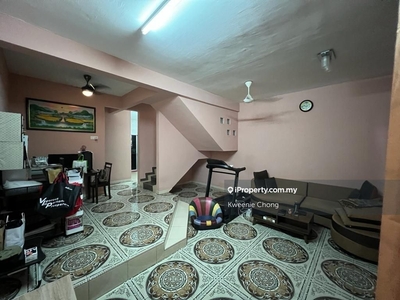 Bandar Tasik Selatan Double Storey House 4r3b For Sale