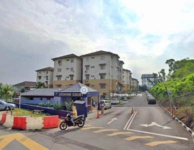 Freehold Jasmine Court Apartment - Puchong, Selangor
