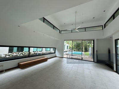 Leisure Farm Luxury Villa with pool