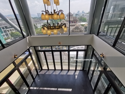 Luxury Living with a Duplex 5-Bedroom Unit at Gallery U Thant
