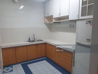 Renovated fully furnished 3 rooms