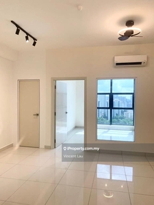 Well Maintain Unoccupied Partial Furnished Mid Floor unit Nice View