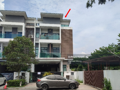 2.5 Storey Linked Corner Lot - Reflexion Pool Villa, Bandar Nusaputra