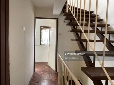 3 storey Freehold Terrace House Zero Downpayment and Cash Back
