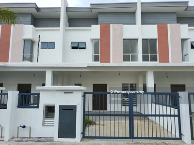 Double Storey, Build up: 1520sqft, 20x65sqft, Gated Guarded