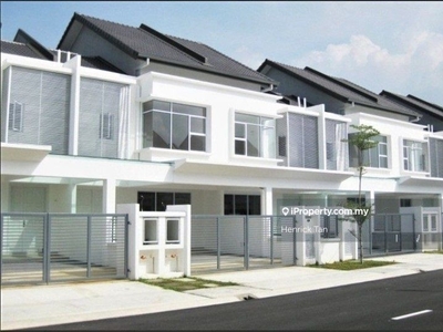 Double Storey, Freehold, Individual title, 22x70sf, Build up 2168sqft