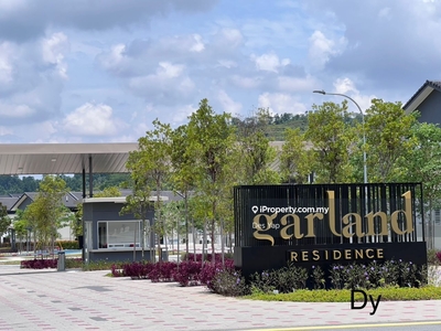 Kota Emerald Garland mature location with top development