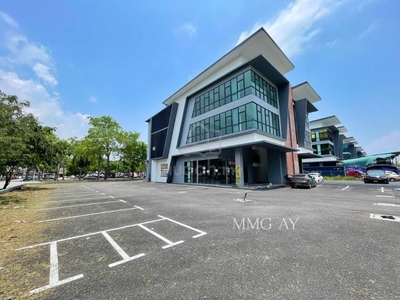 2 Sty Corner Semid Cormmercial Factory Marq biz Park in North Klang