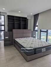 Fully furnished 2 Bedroom MRT