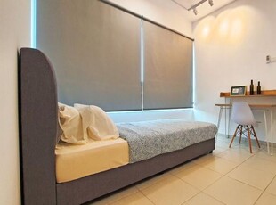 Room in condominium for rent in Damansara Damai