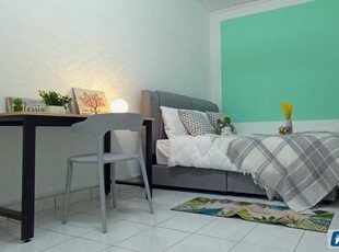 Room in condominium for rent in Sri Petaling