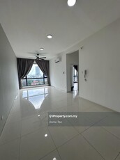 Sks Pavillion Residence/ High Floor/ Partial Furnished/ Jb Town Area