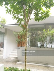 Three storey villa located within the embassy row
