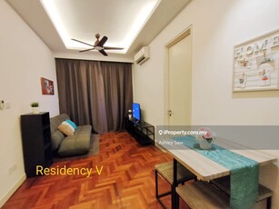 Well maintained fully furnished high floor 2 bedroom