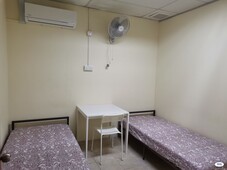 [CLEAN] Included aircond, utilities, WiFi double room at Sri Petaling
