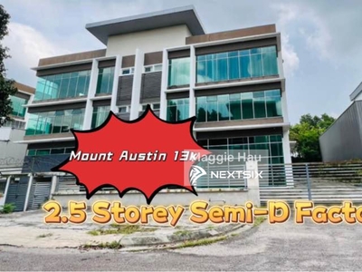 Mount Austin 2.5 Storey Semi D Factory